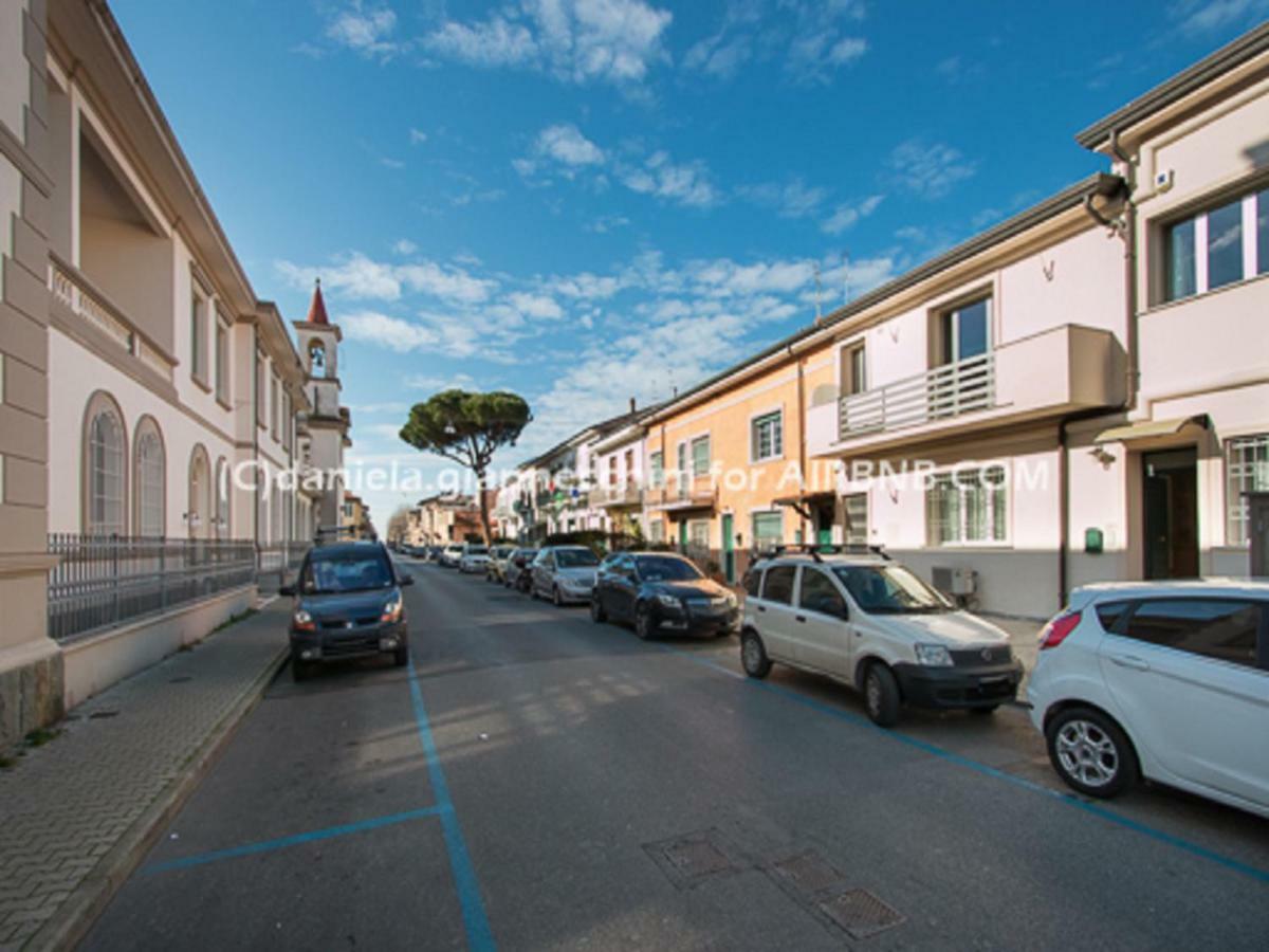 Casa Lu' Villa Viareggio Exterior photo